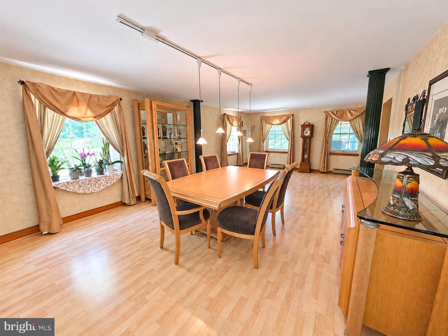 5842 Township Line Rd Property Photo 40