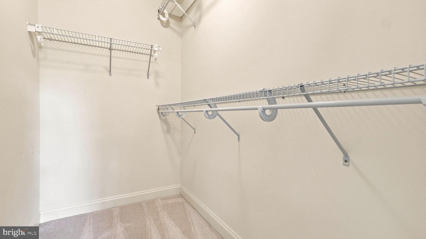 48 Woodside Ln Property Photo 45