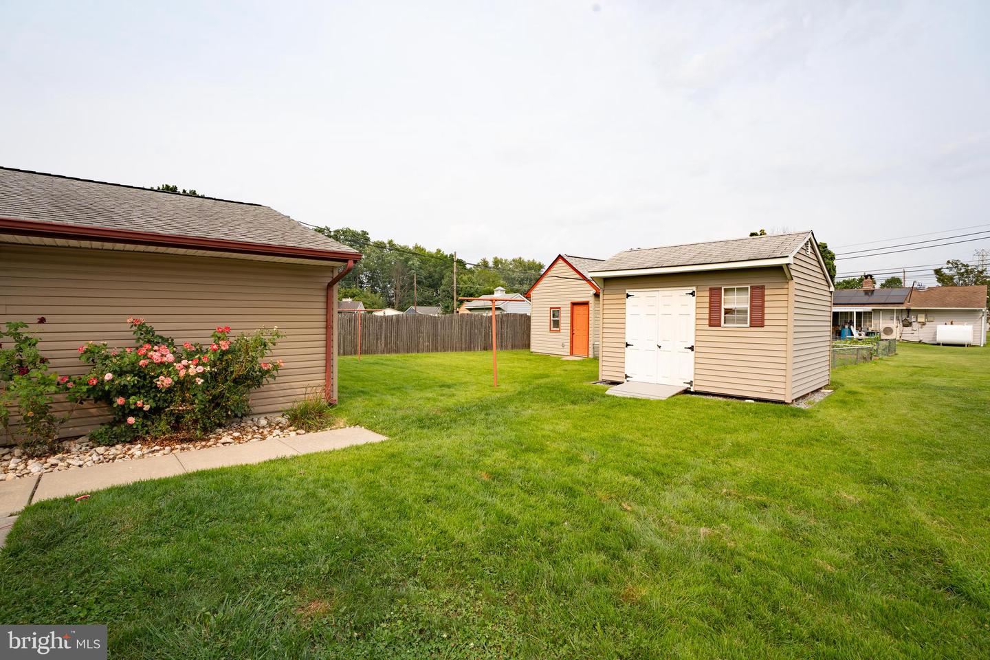 151 Willow Dr Property Photo 25