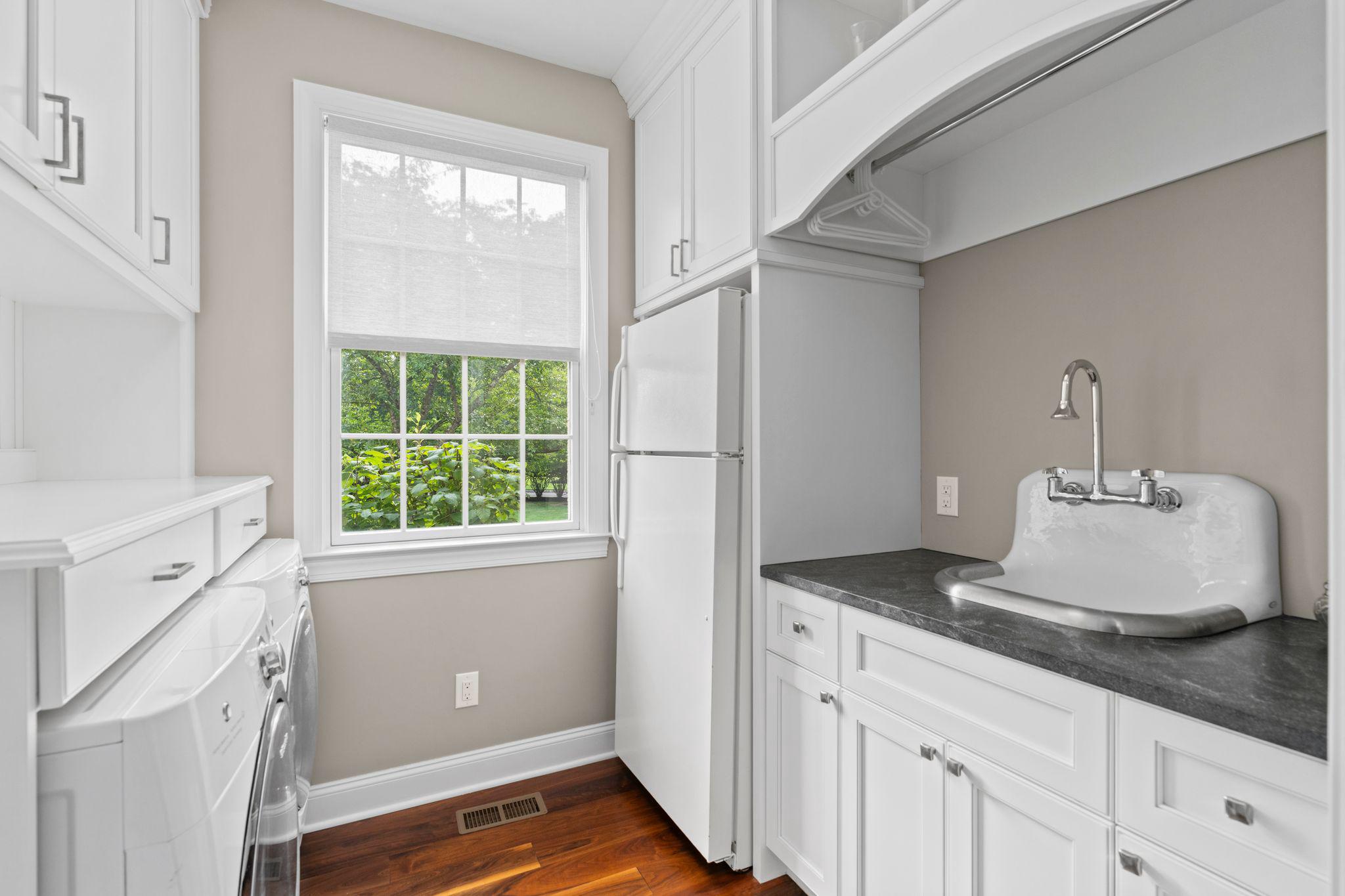 14 Longmeadow St Property Photo 38