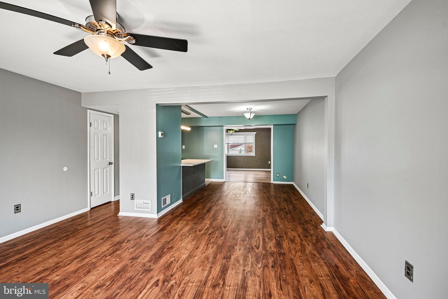 2909 Bunker Hill Ct Property Photo 5