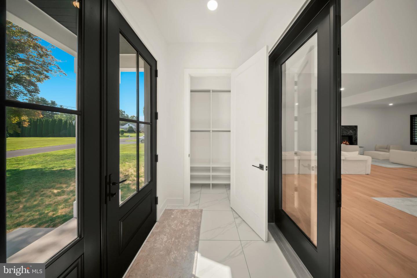 44 Paisley Rd Property Photo 4