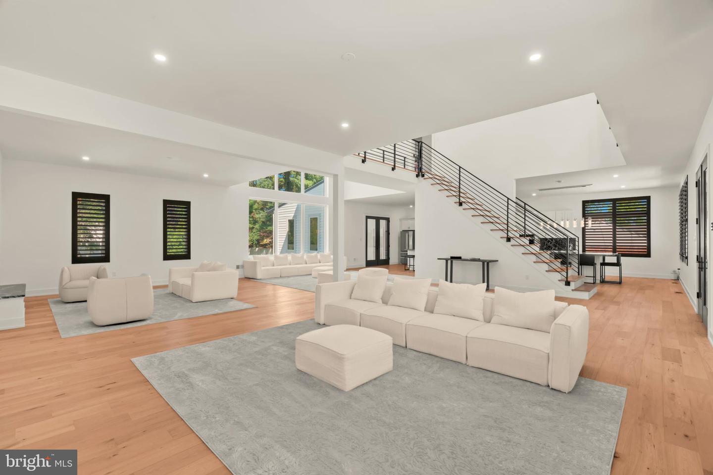44 Paisley Rd Property Photo 11