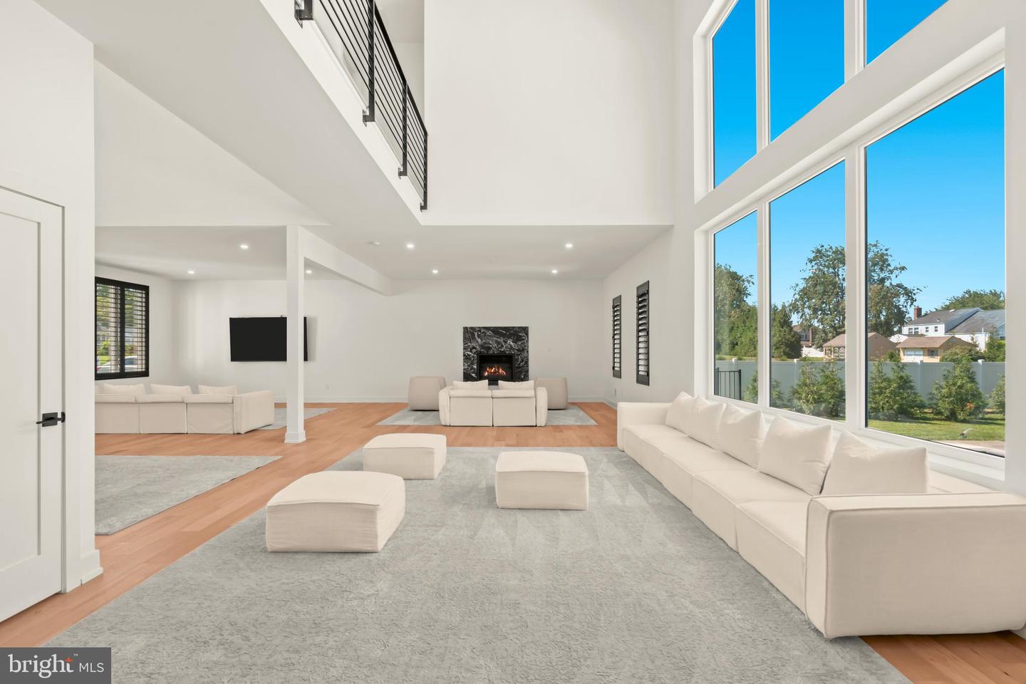 44 Paisley Rd Property Photo 14