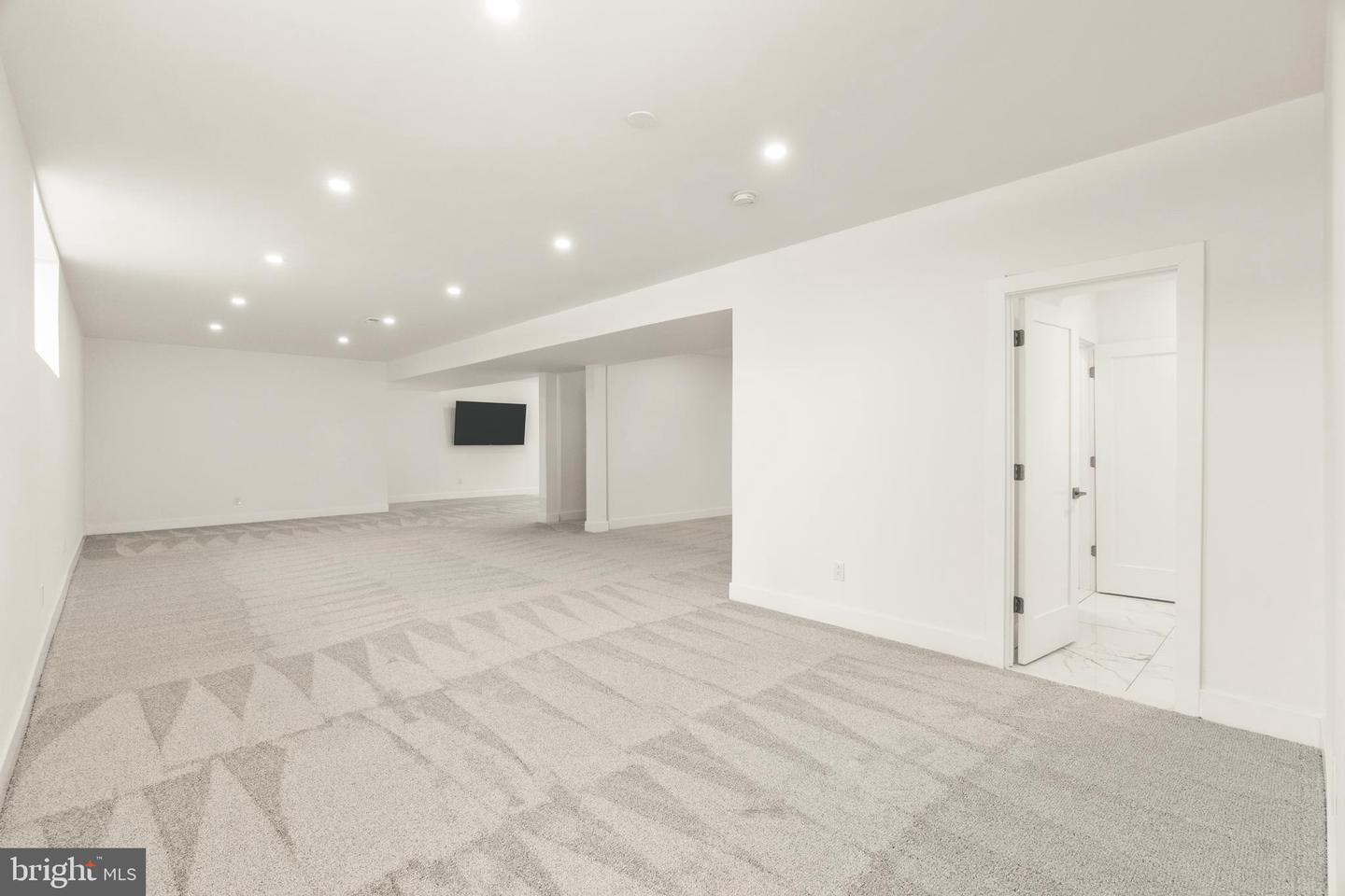 44 Paisley Rd Property Photo 51