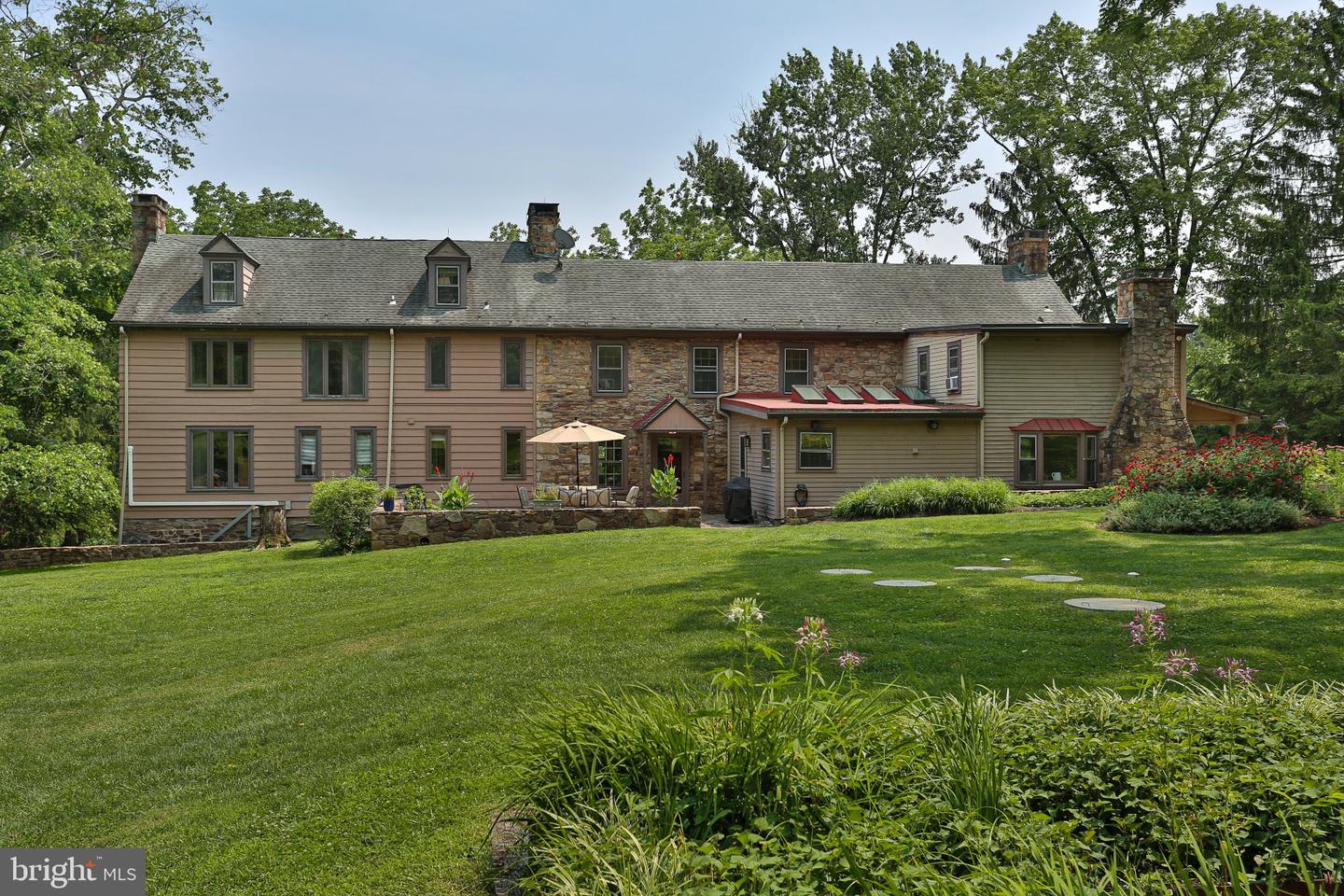 5792 Carversville Rd Property Photo 10