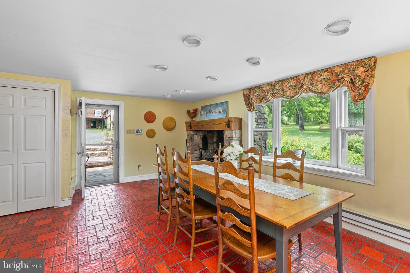 5792 Carversville Rd Property Photo 22