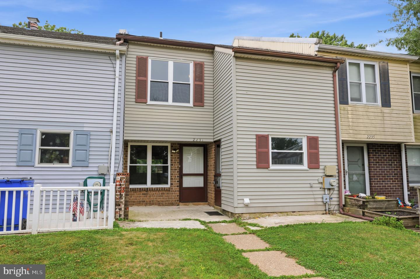 2231 Maltese Ct Property Photo 2