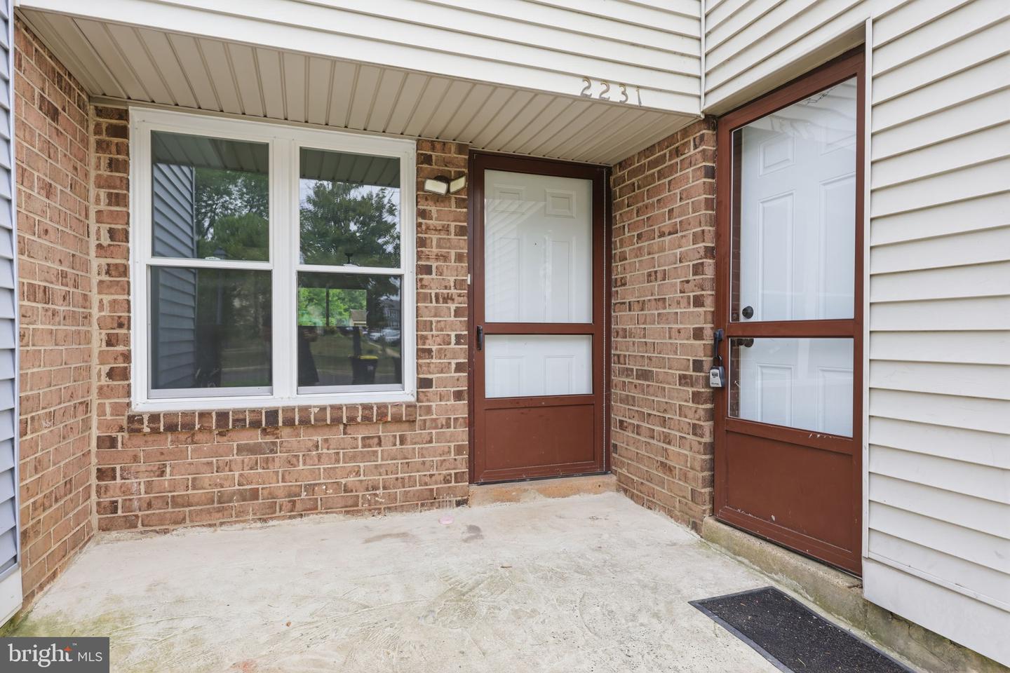 2231 Maltese Ct Property Photo 4