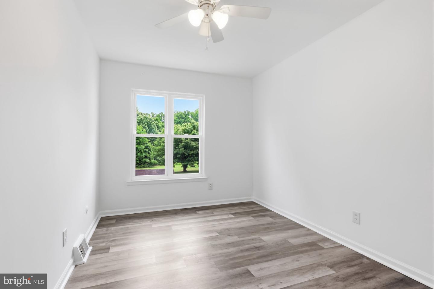 2231 Maltese Ct Property Photo 16