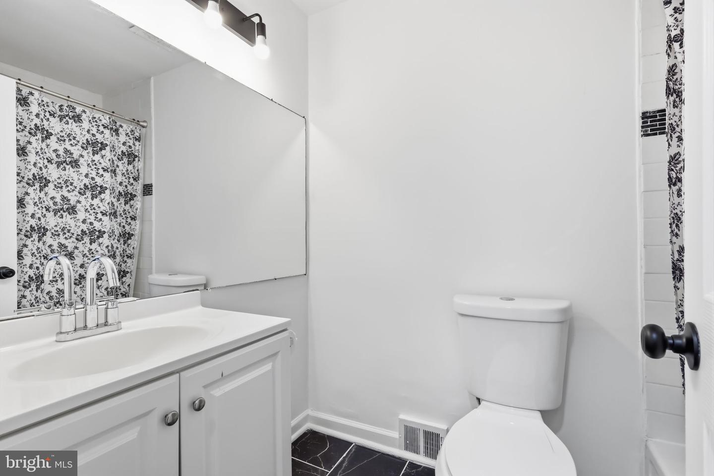 2231 Maltese Ct Property Photo 18