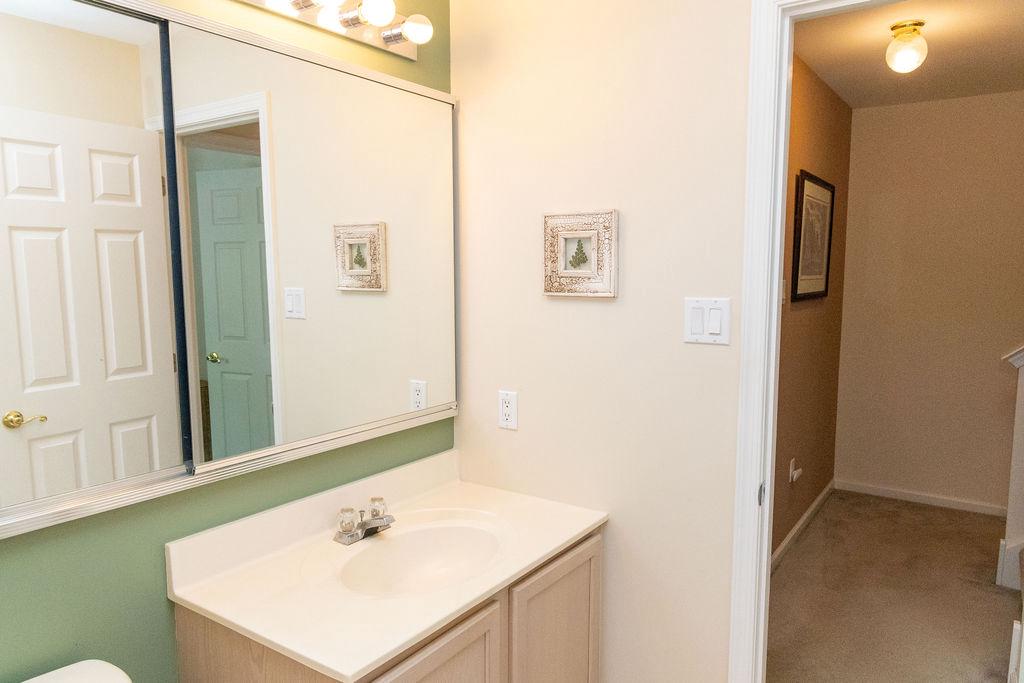 312 Lantern Dr Property Photo 23