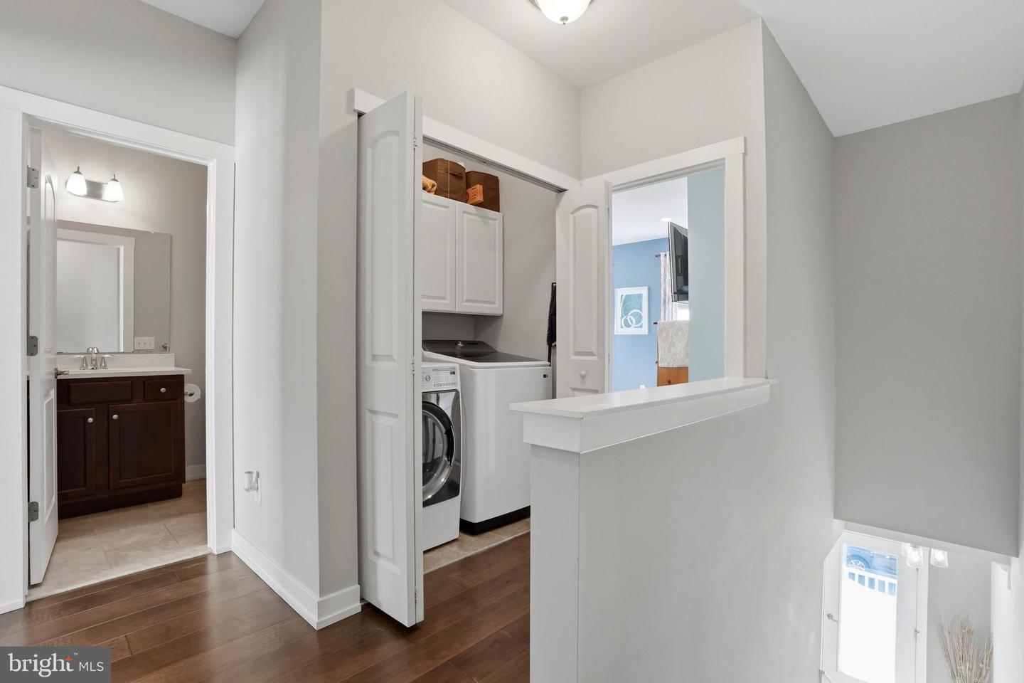 108a Dock St Property Photo 25
