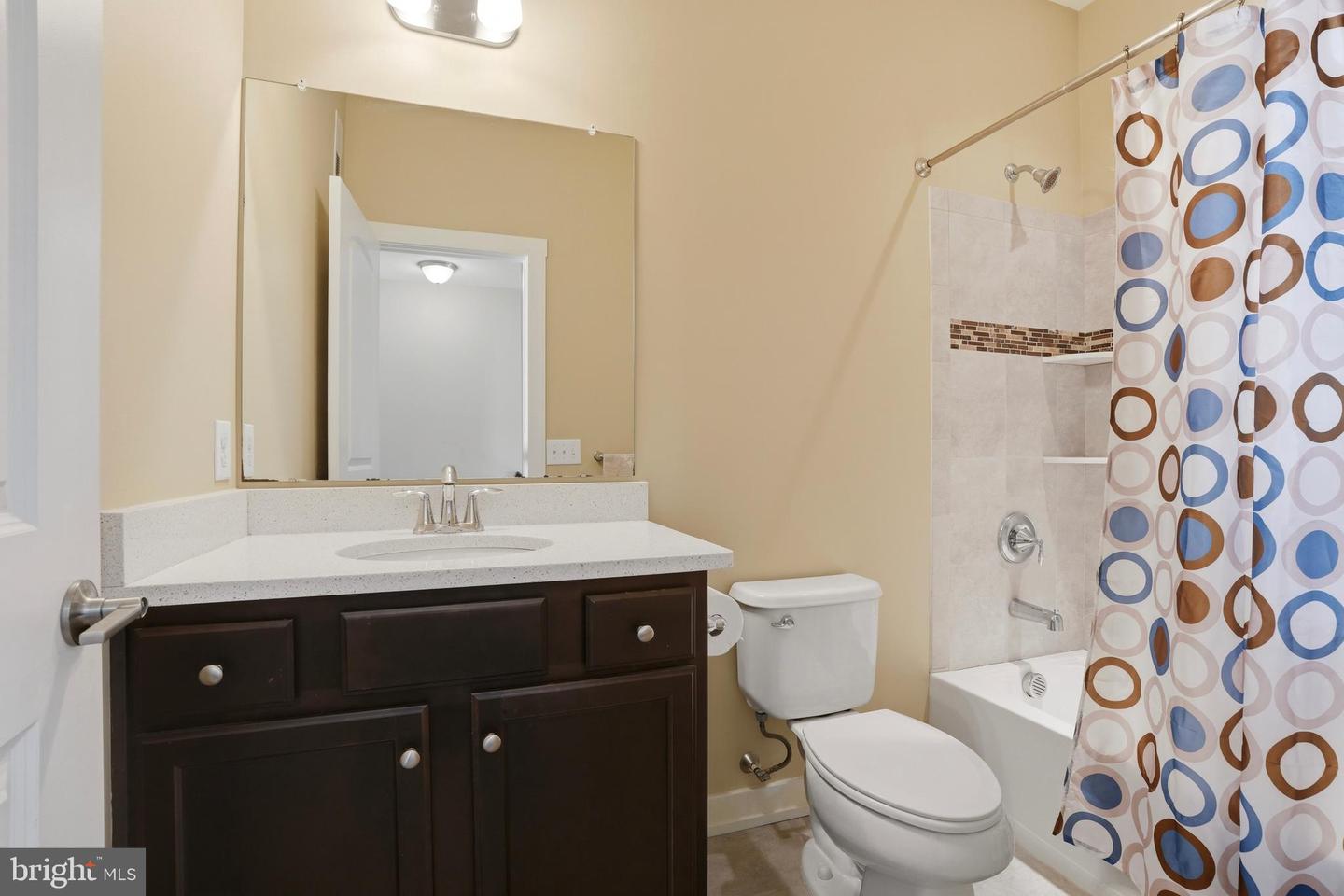 108a Dock St Property Photo 34