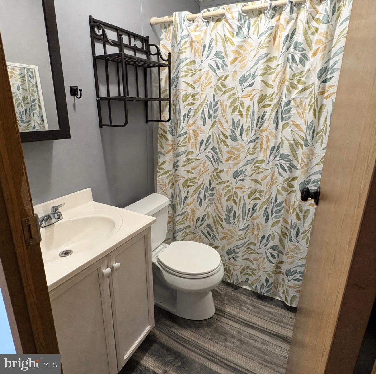 4115 Davis Dr Property Photo 6