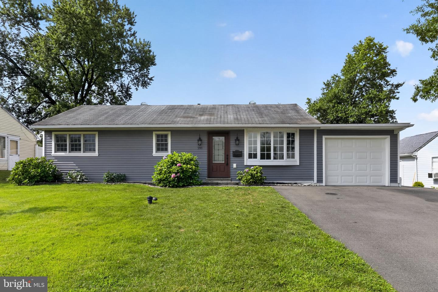 218 Tewksbury Rd Property Photo 1