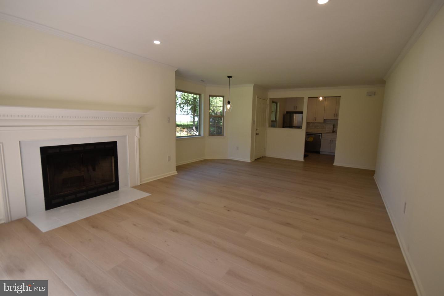2105 Brookhaven Dr Property Photo 5