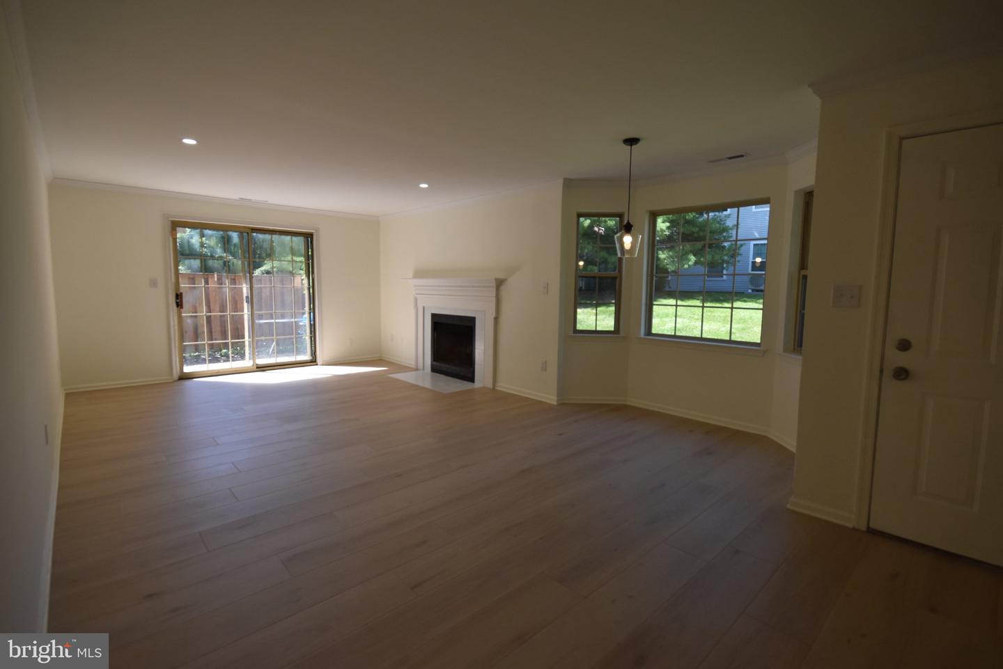 2105 Brookhaven Dr Property Photo 6