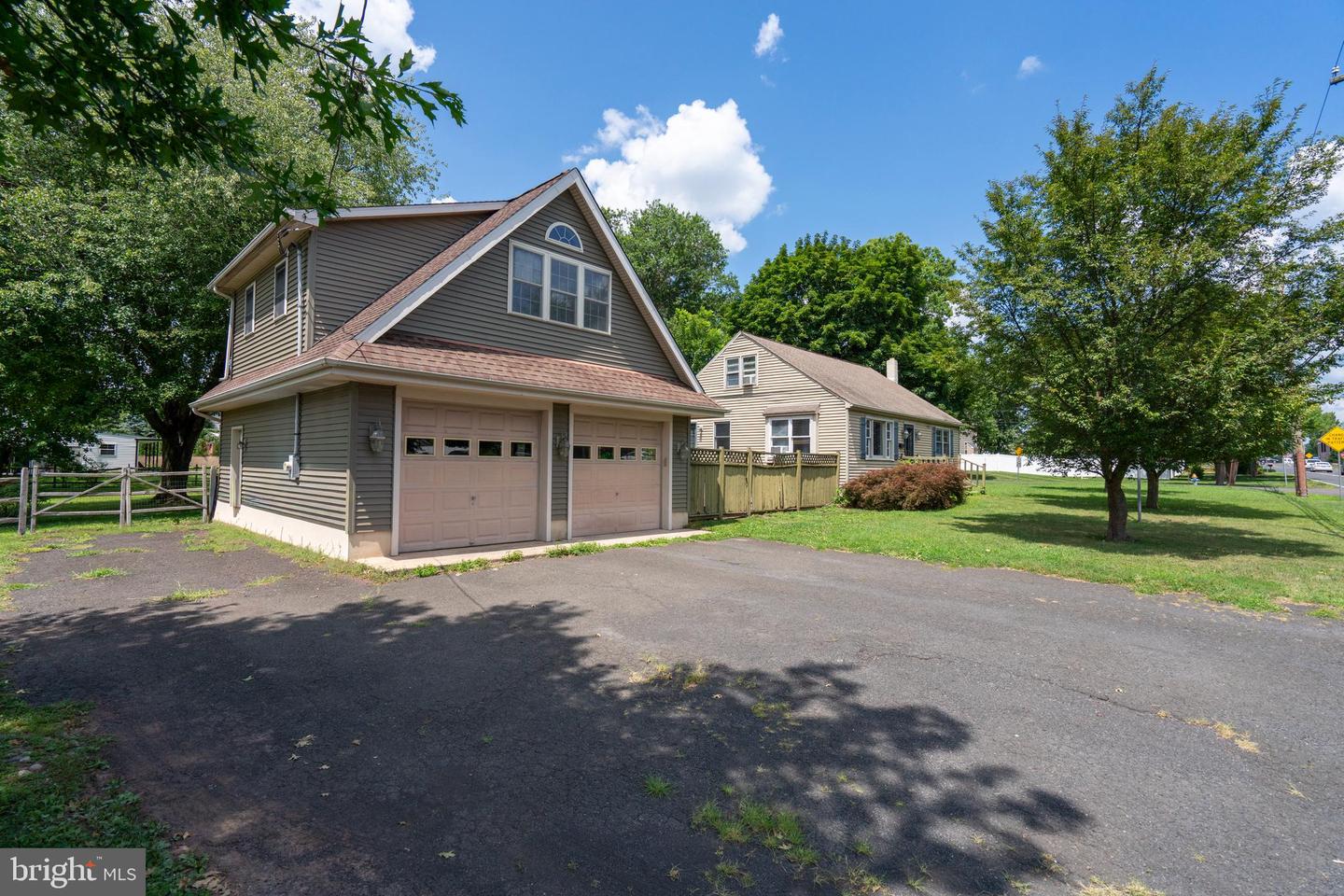 514 Kansas Rd Property Photo 1