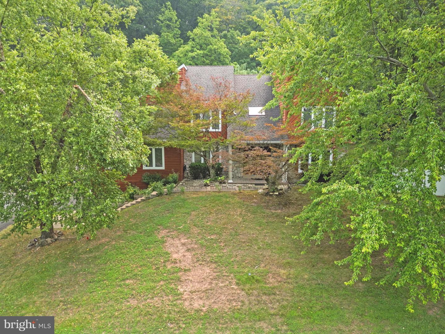 2002 Par Dr Property Photo 54