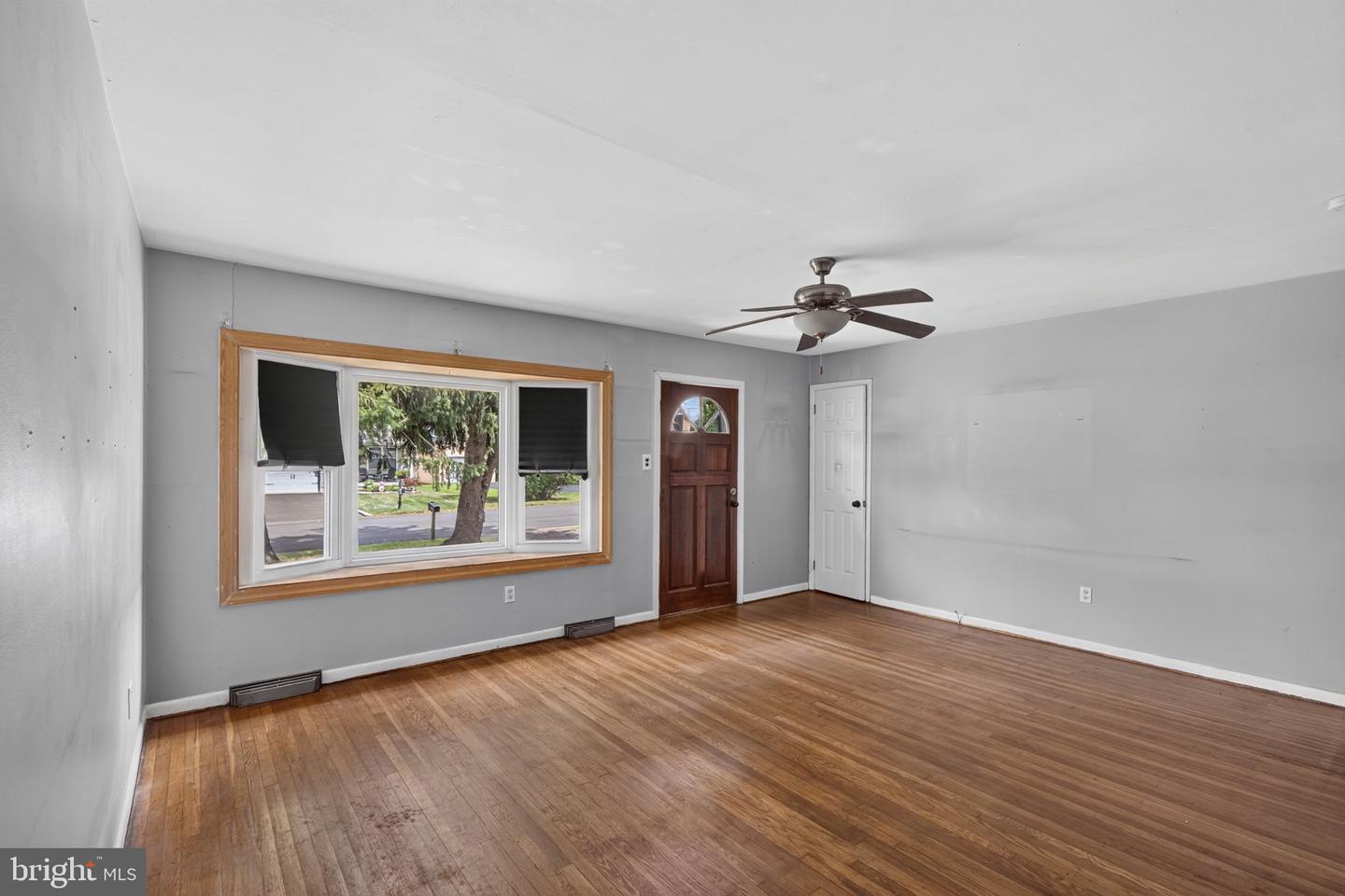 336 Beech St Property Photo 16