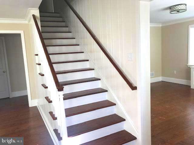 6091 Kellers Church Rd Property Photo 6