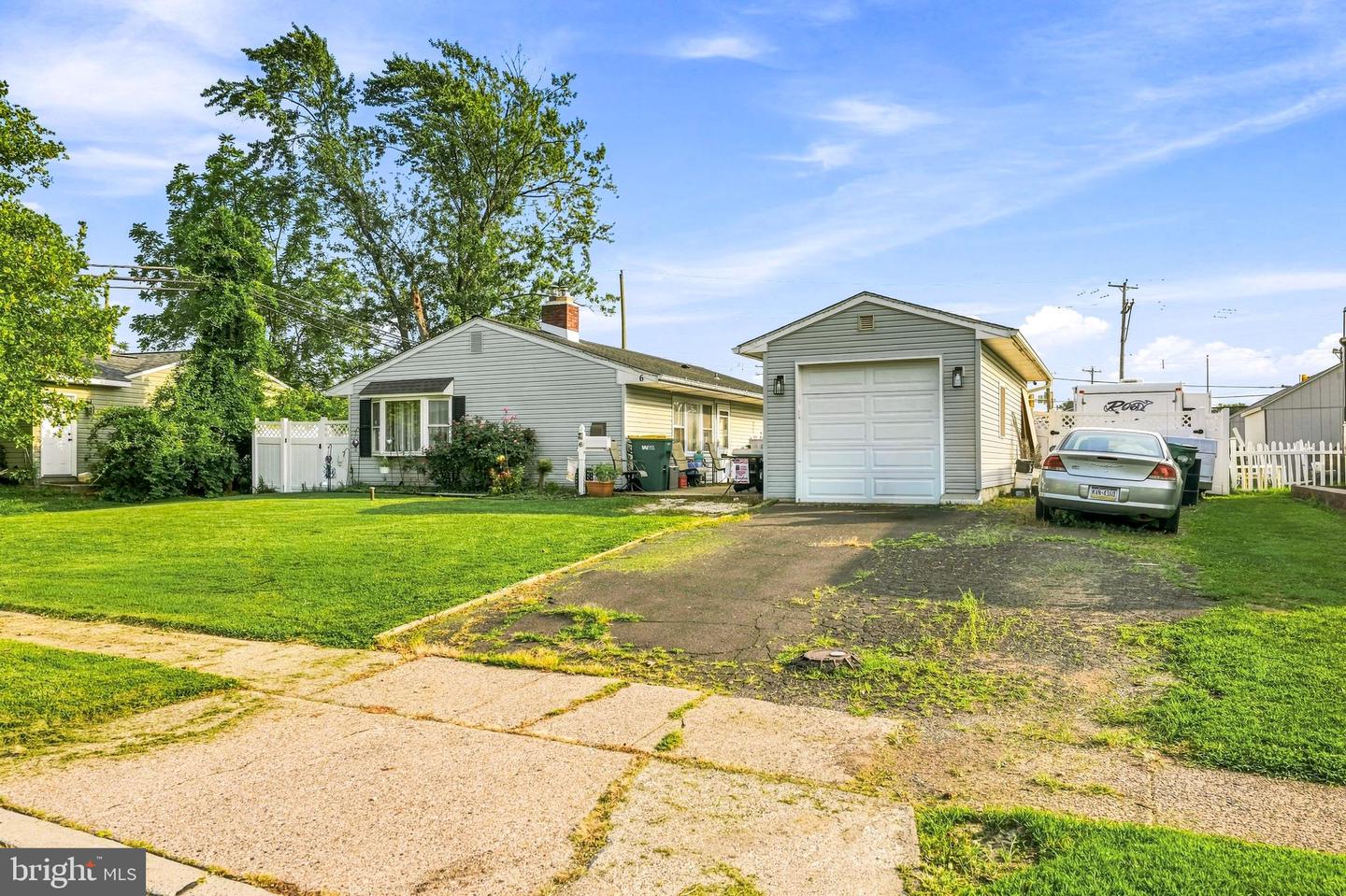6 Idlewild Rd Property Photo 6