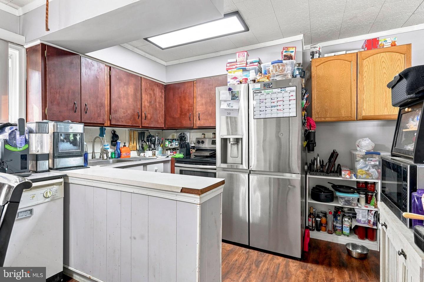6 Idlewild Rd Property Photo 14