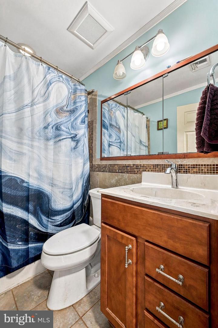 6 Idlewild Rd Property Photo 21