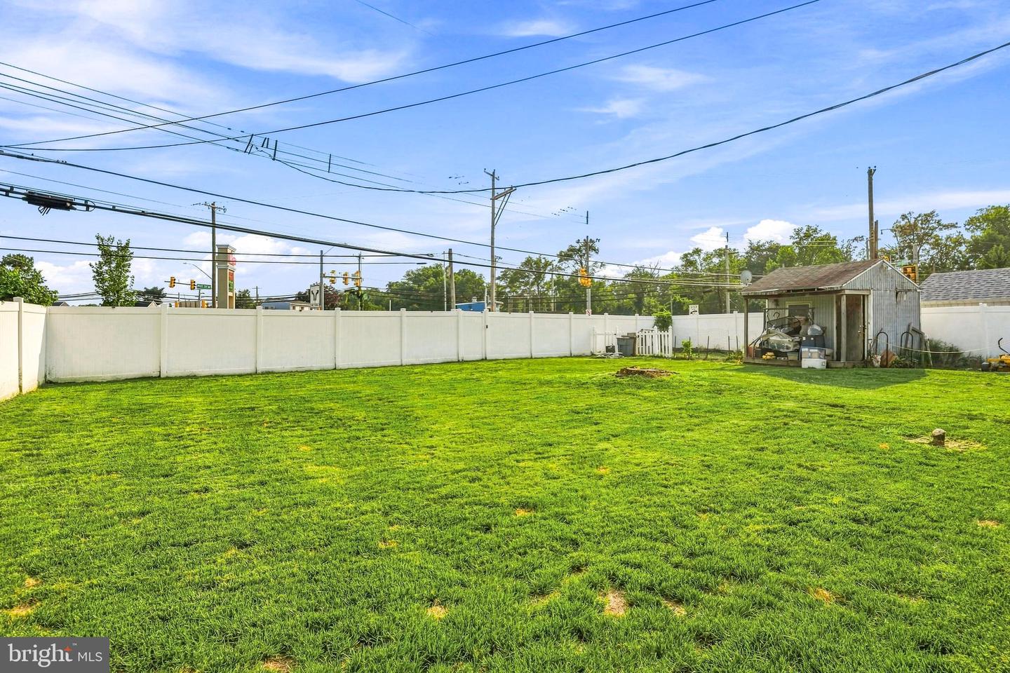 6 Idlewild Rd Property Photo 26
