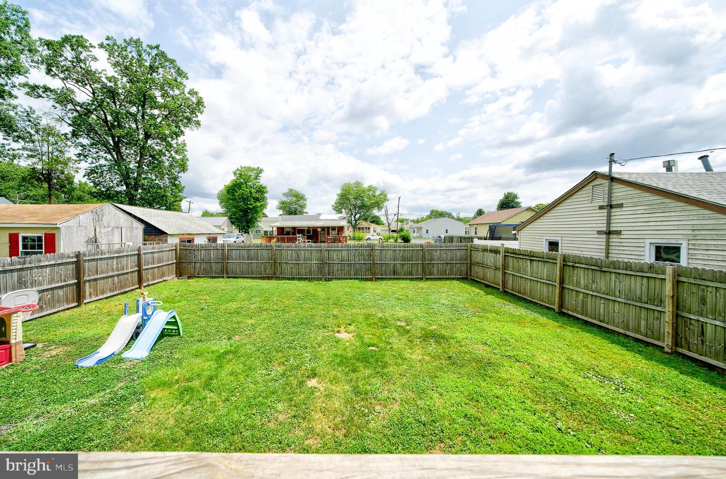 815 Stella Ave Property Photo 14