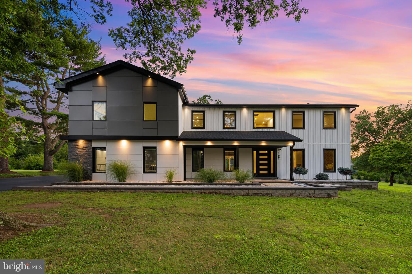 124 ROGERS RD