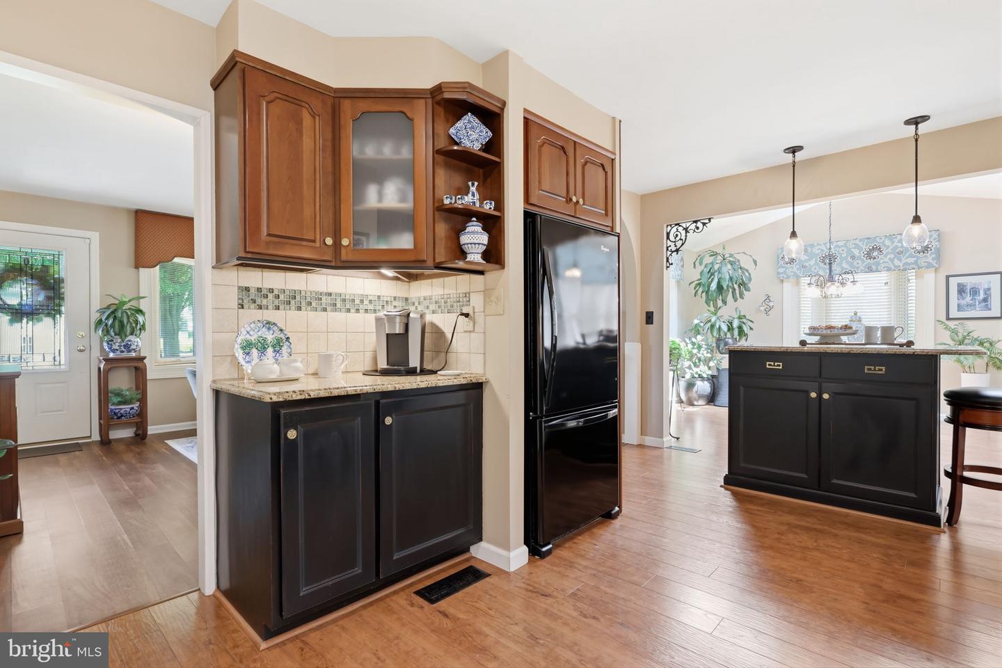 665 Paddock Rd Property Photo 11