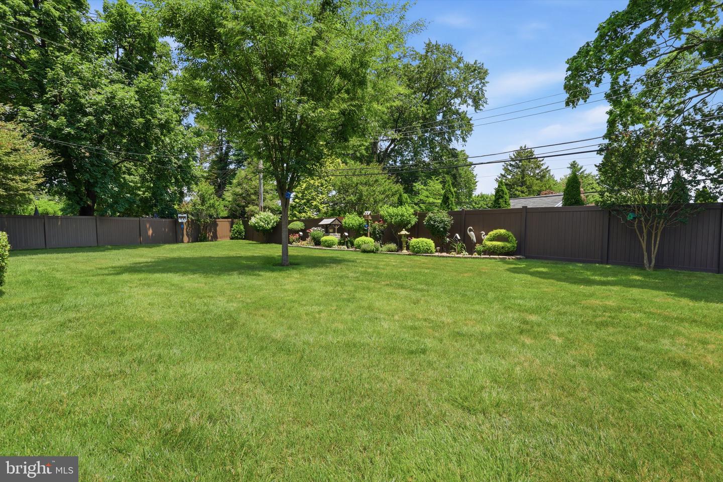 665 Paddock Rd Property Photo 45