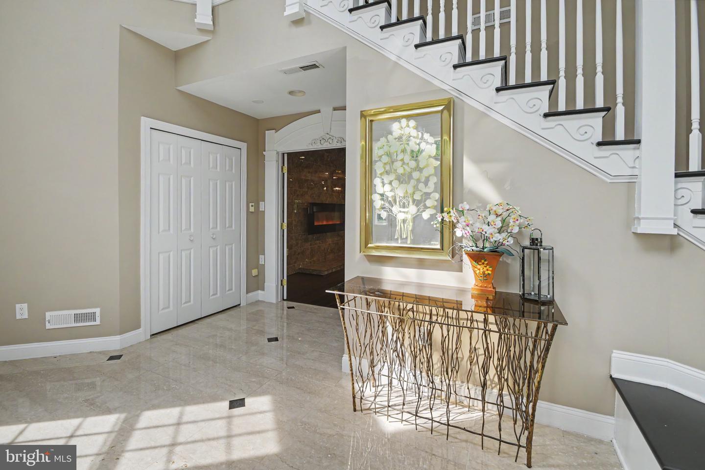 720 Foxtail Ct Property Photo 34