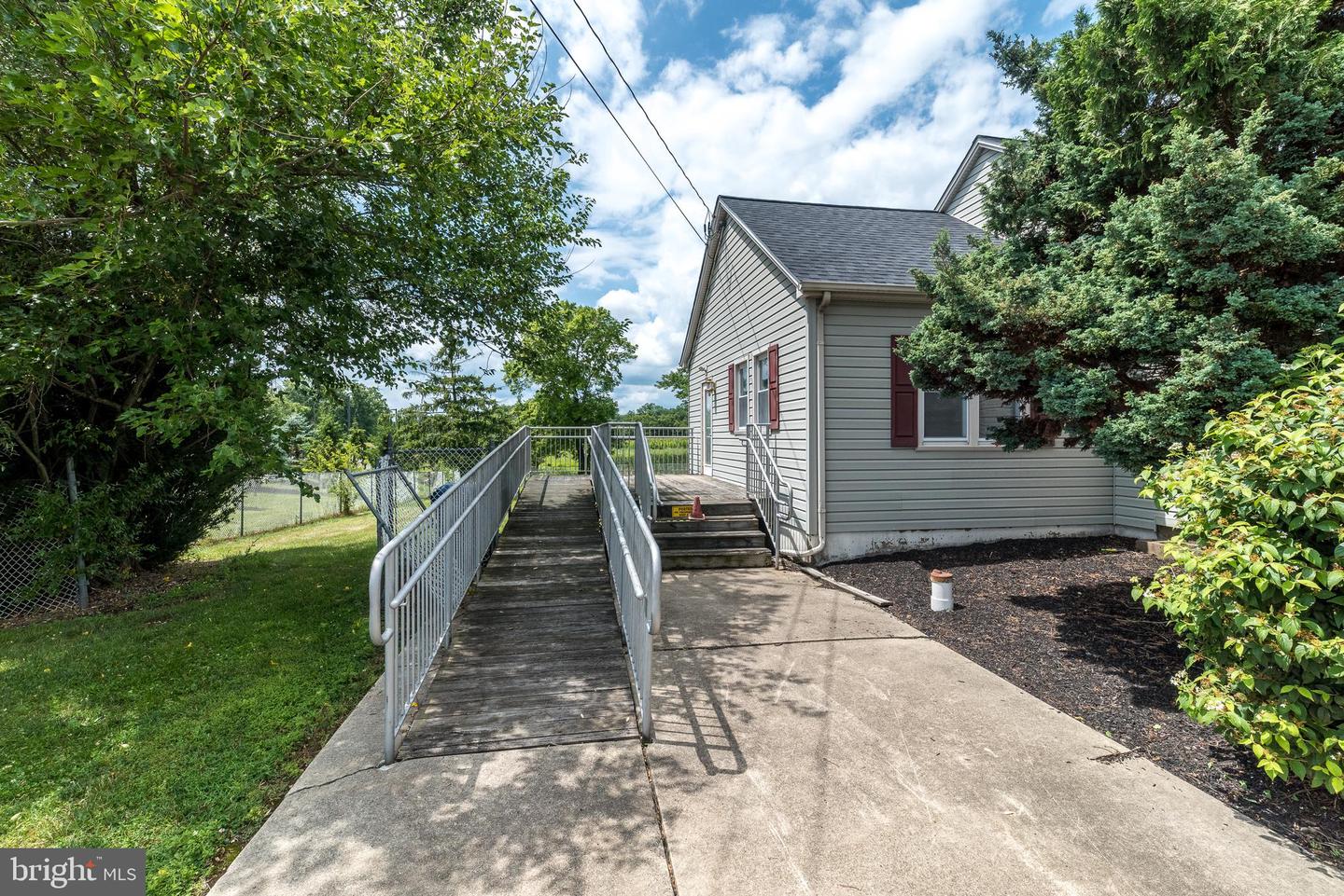 4018 Durham Property Photo 5