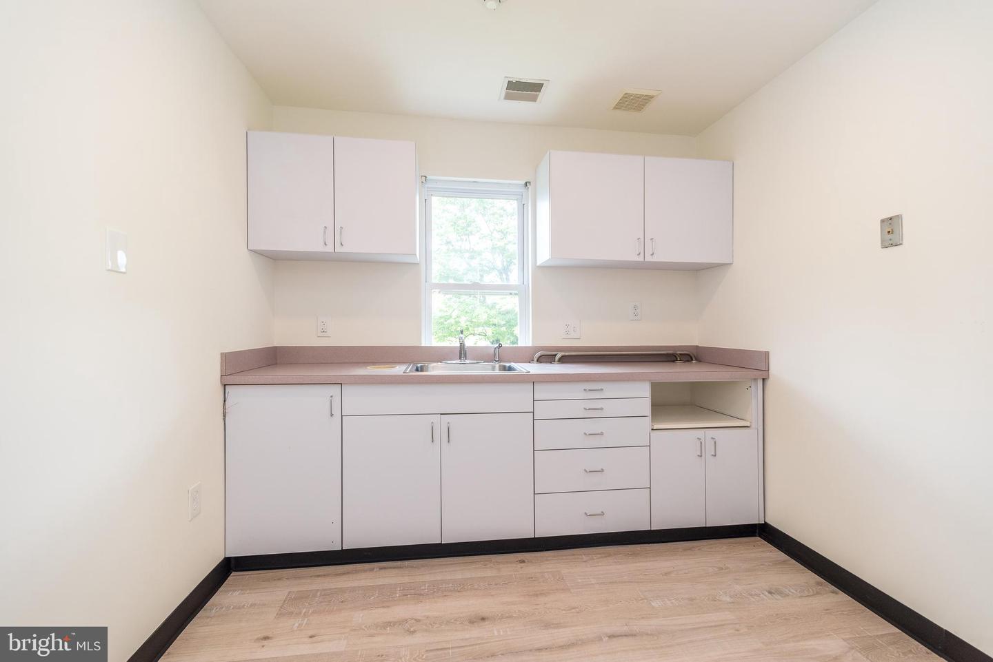 4018 Durham Property Photo 12