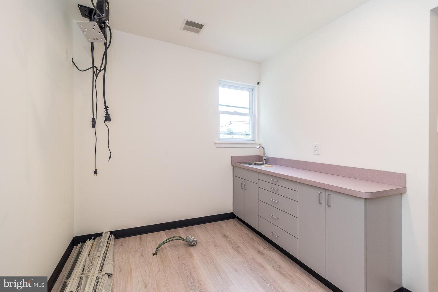 4018 Durham Property Photo 13
