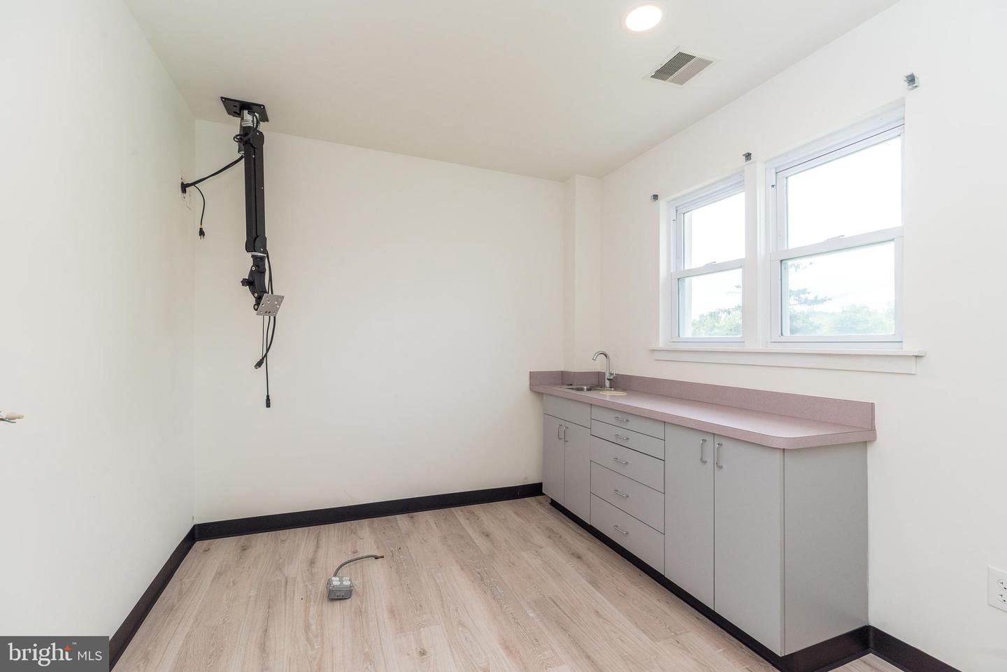 4018 Durham Property Photo 16