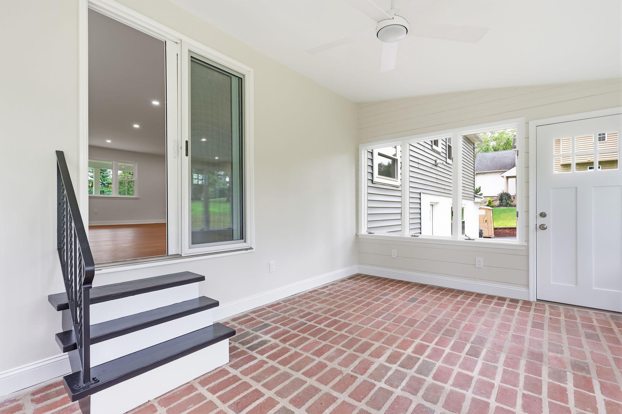 886 Sackettsford Rd Property Photo 18