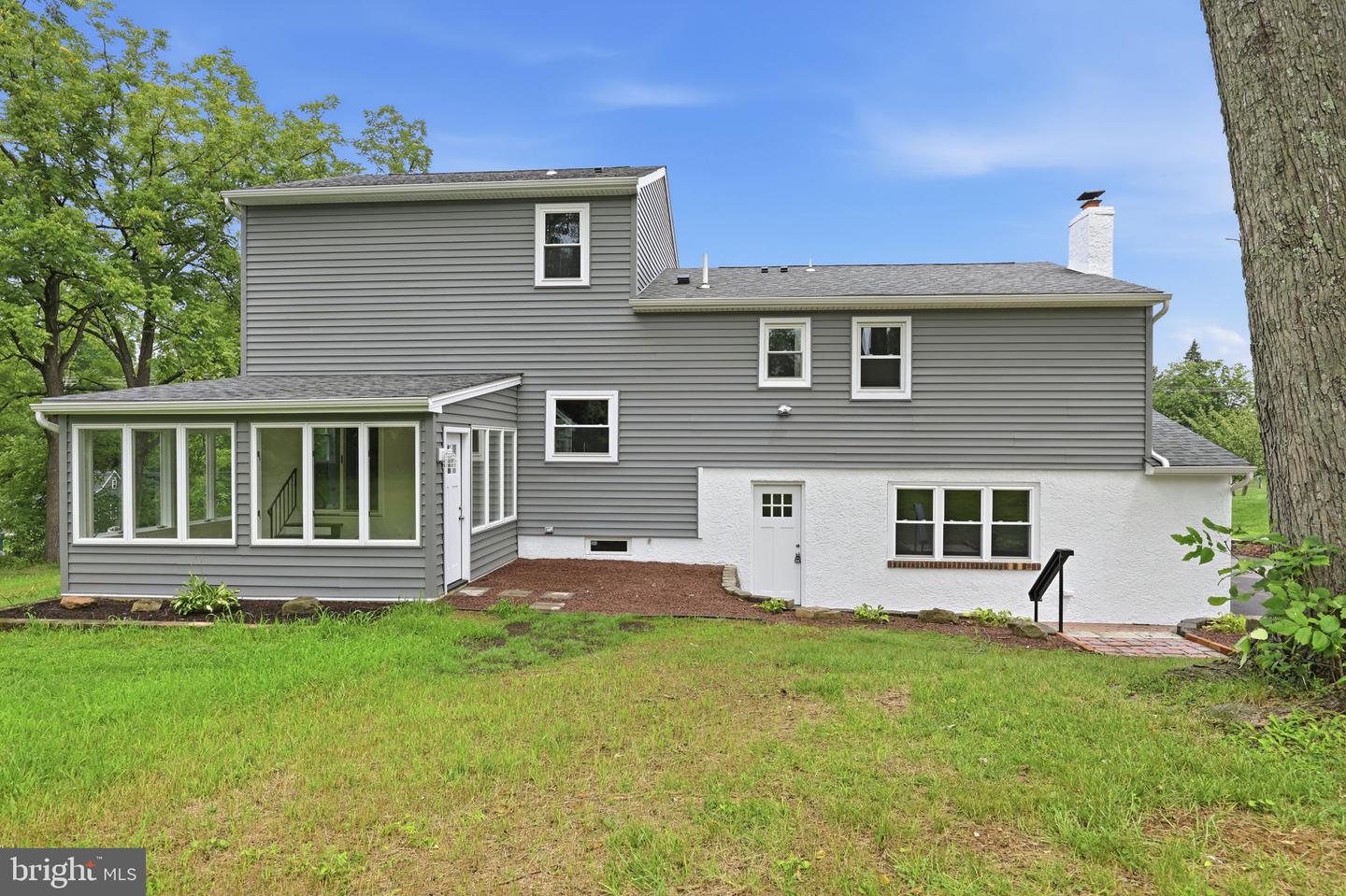 886 Sackettsford Rd Property Photo 35