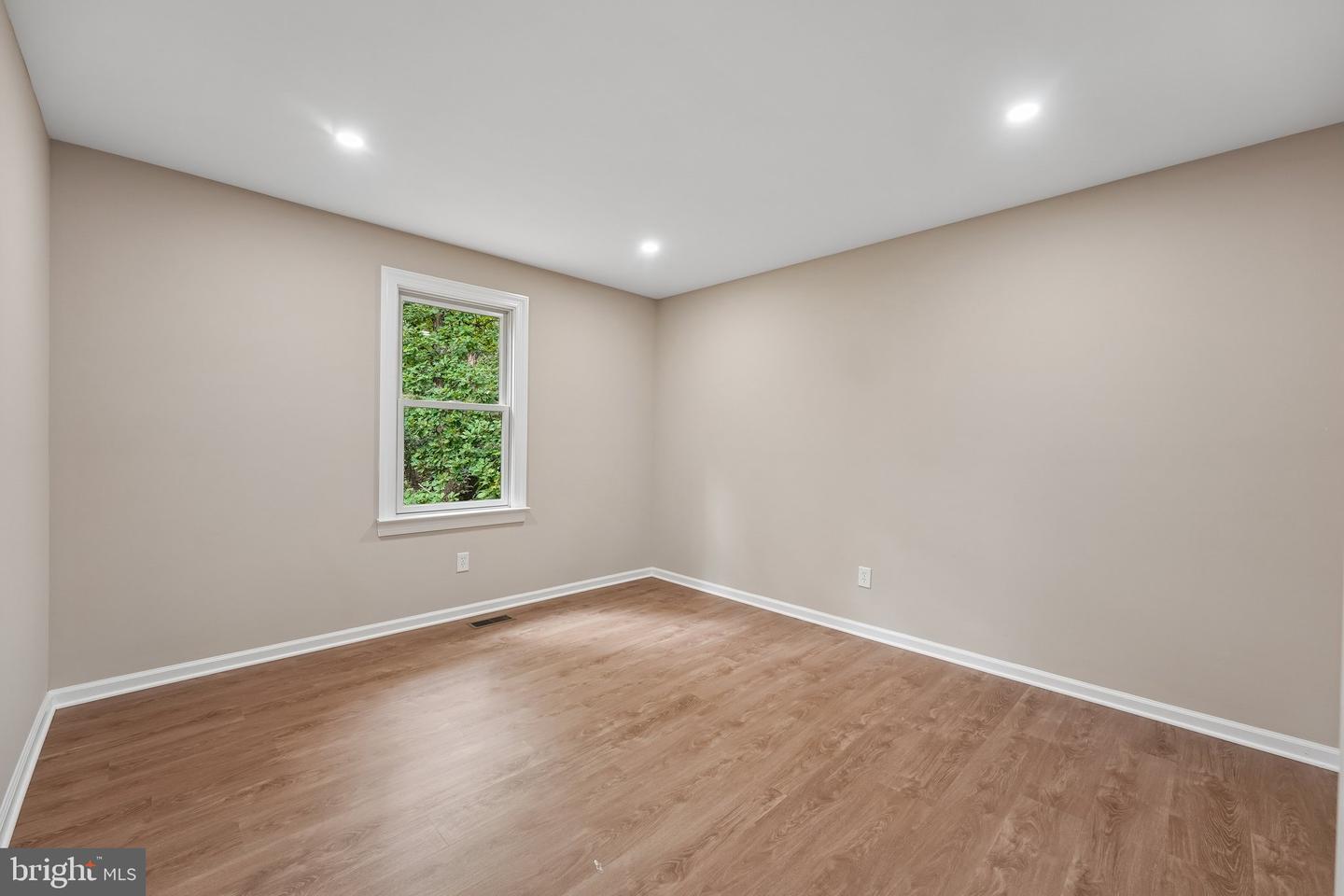 4490 York Rd Property Photo 31