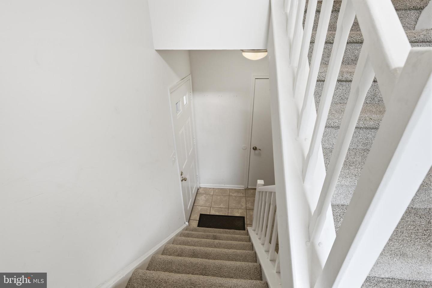 630-b Rose Hollow Dr Property Photo 2