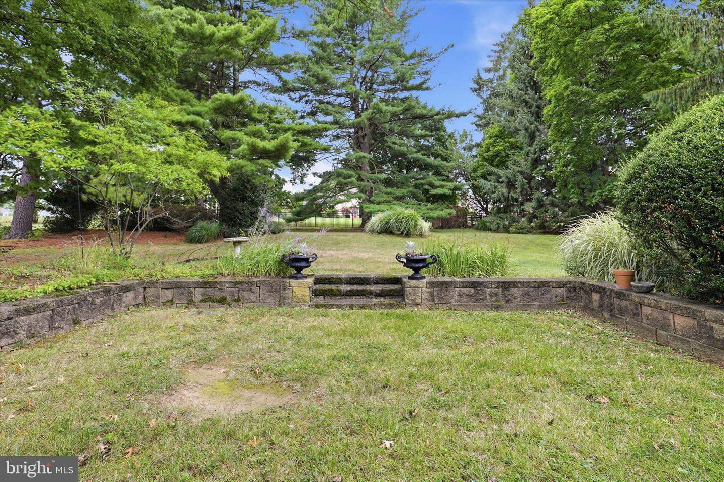 170 New Rd Property Photo 33