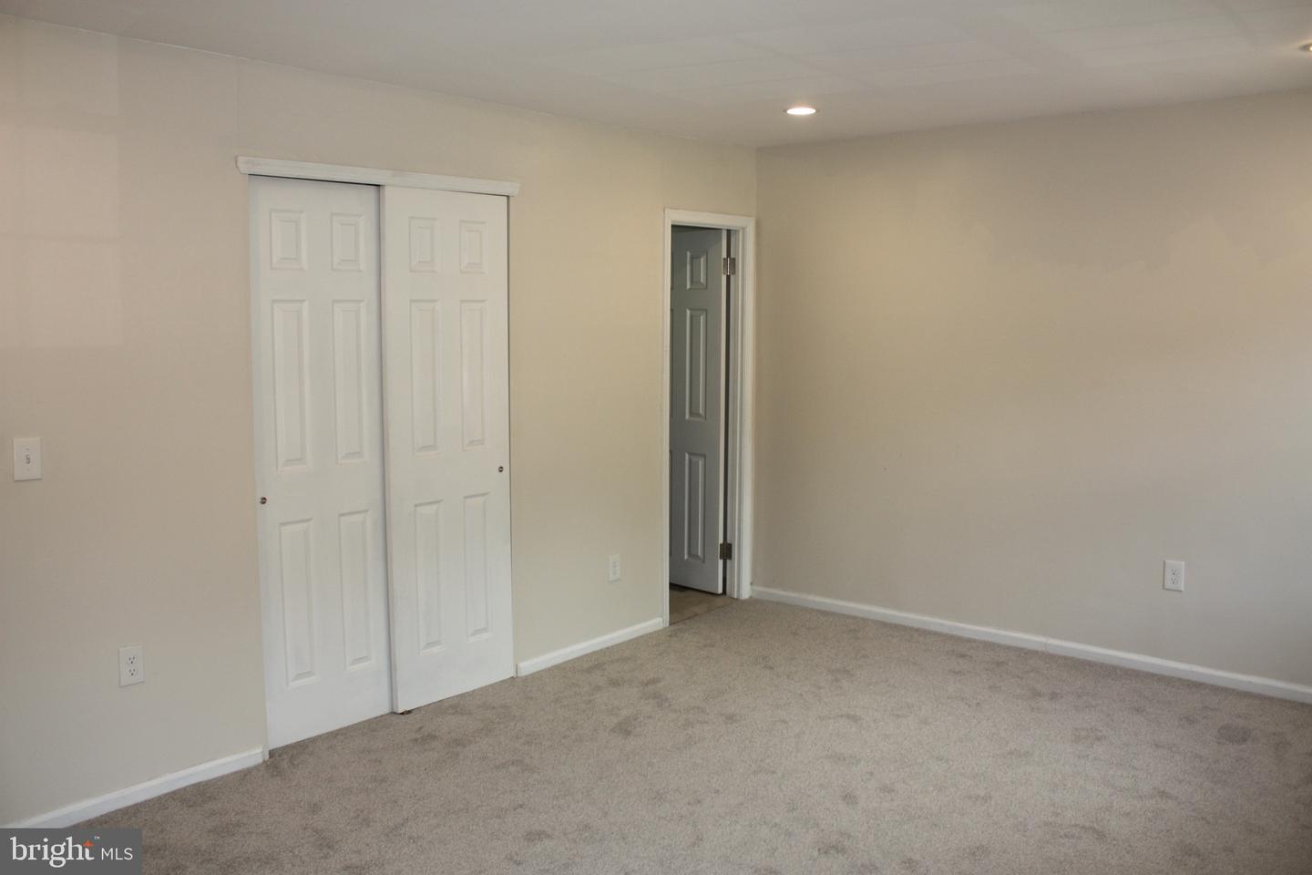 60 Providence Ave Property Photo 23
