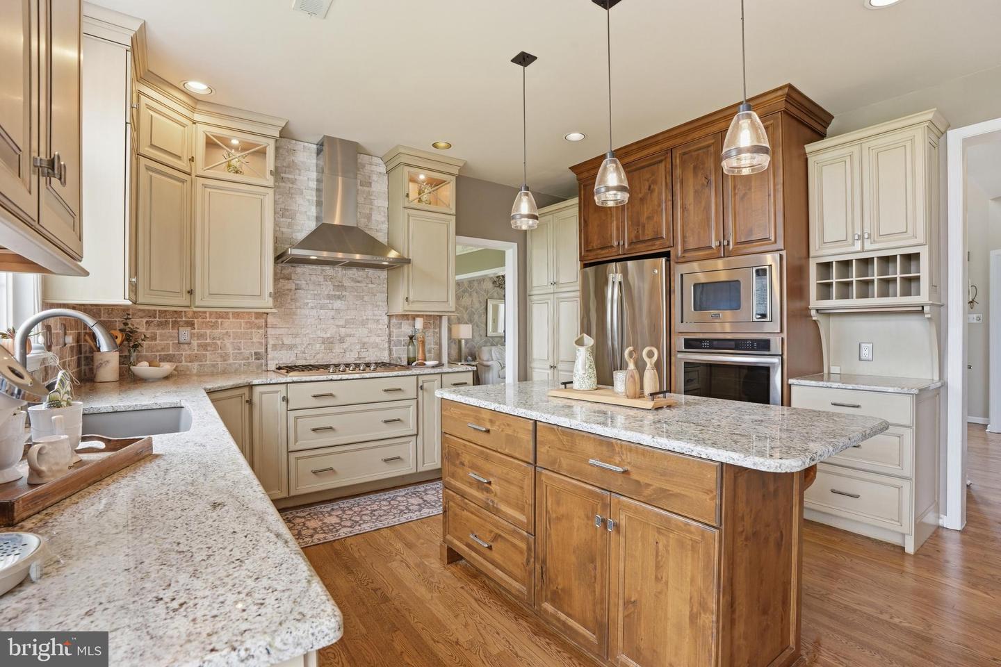 5266 Windtree Dr Property Photo 15