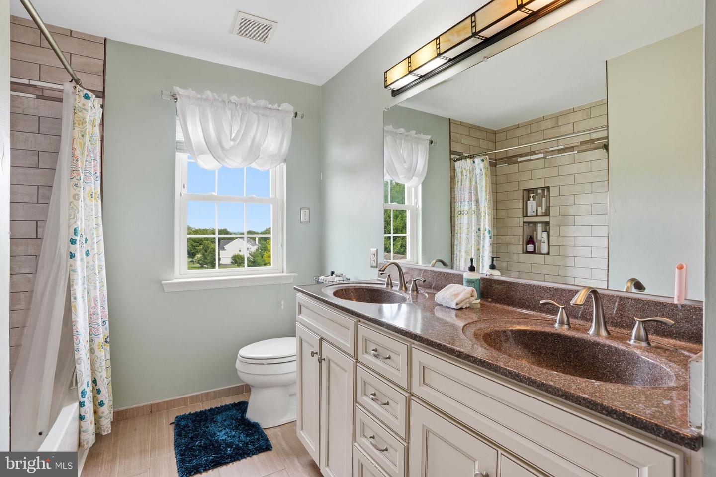 5266 Windtree Dr Property Photo 22
