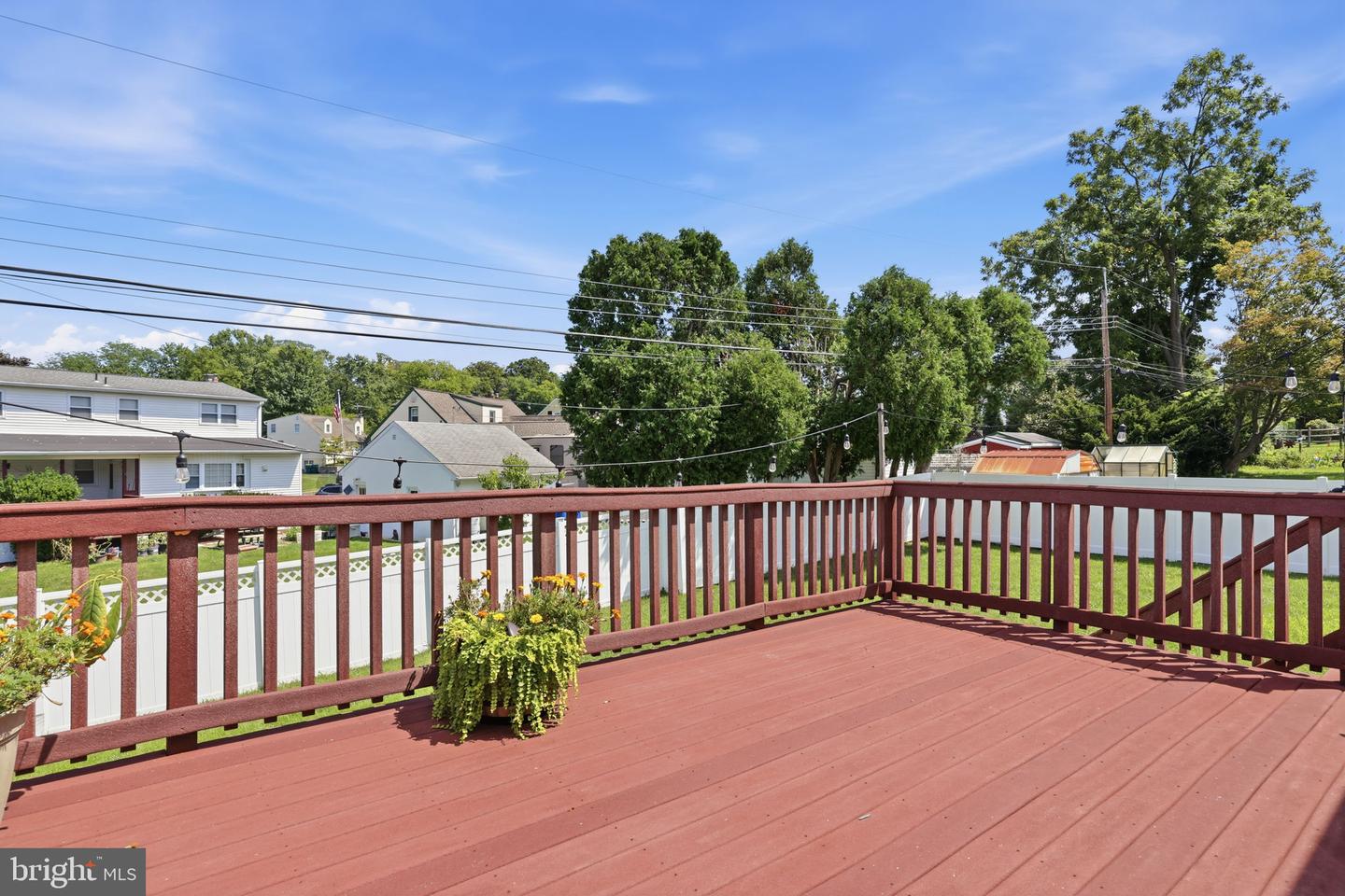 289 Rosewood Ave Property Photo 33