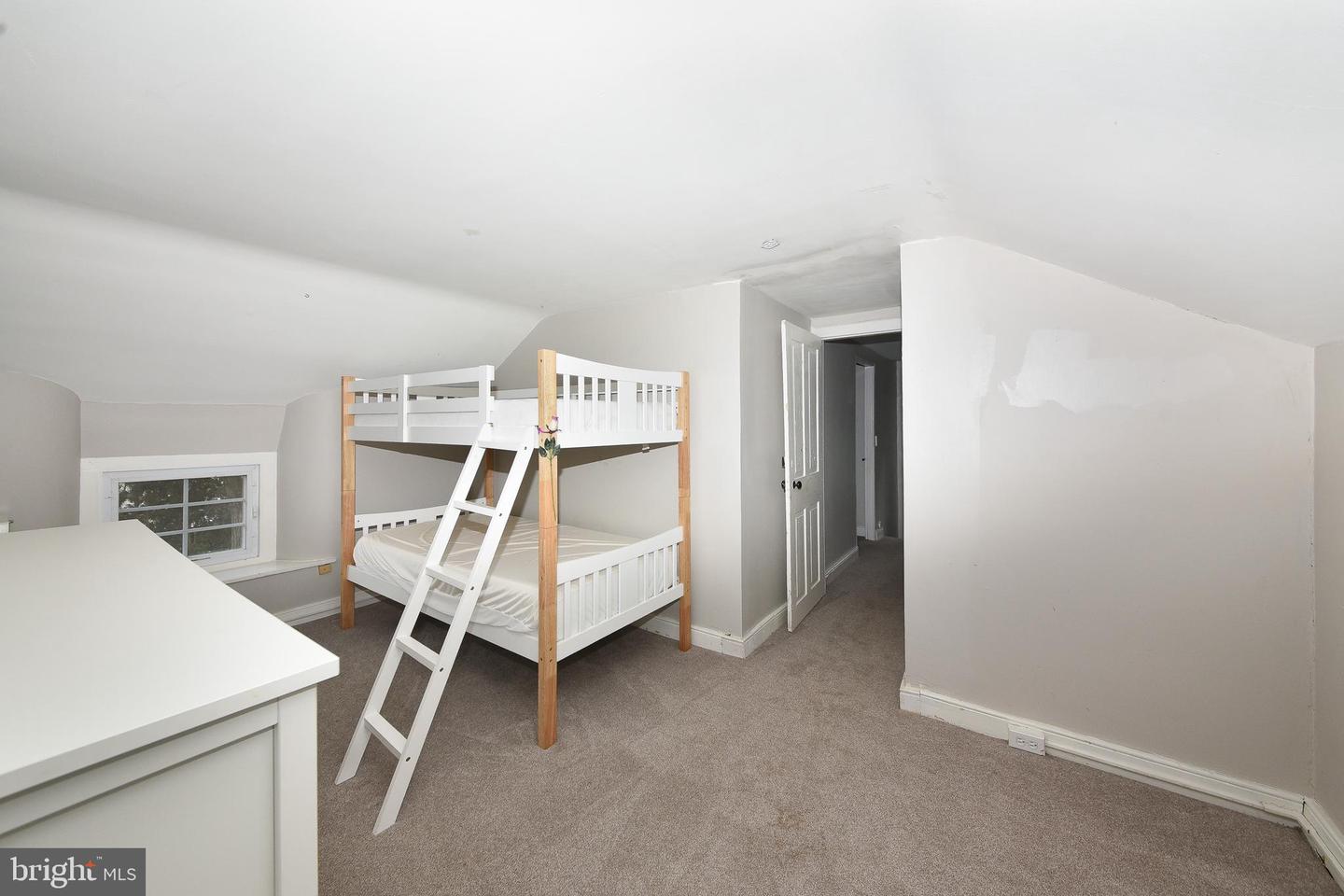 966 Paige Ct Property Photo 48