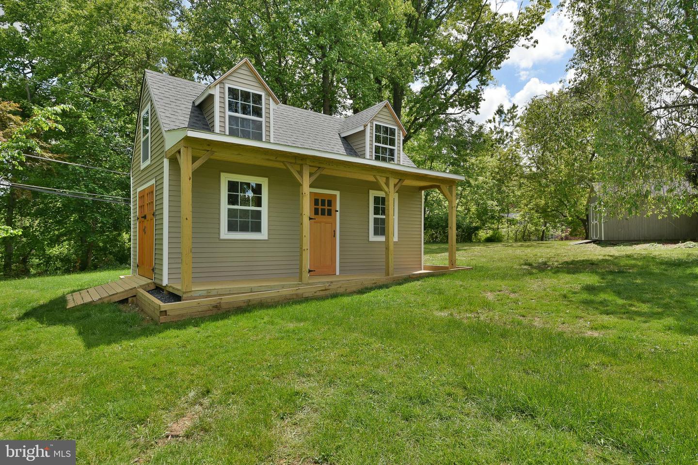 966 Paige Ct Property Photo 58